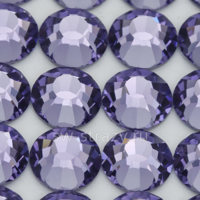 YHB 28 ss16 Tanzanite F 136